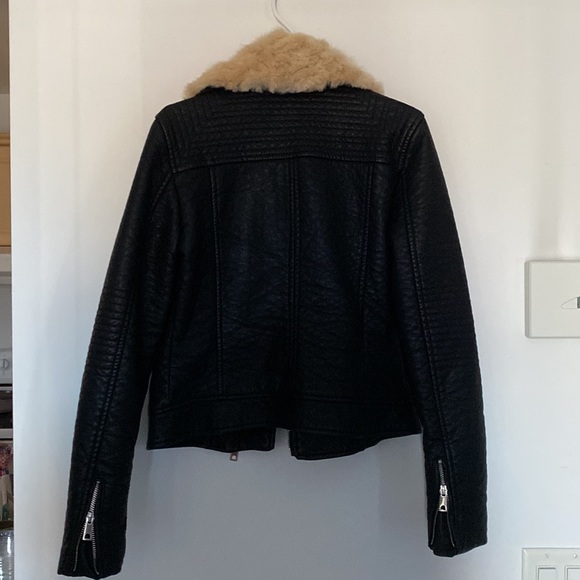 Zara Faux Leather Jacket with Removable Faux Fur Collar in size Medium - Picture 4 of 12